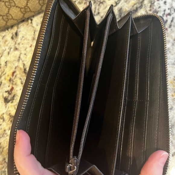 Gucci GG Supreme Canvas long wallet in Good Condition - see photos - Picture 4 of 6